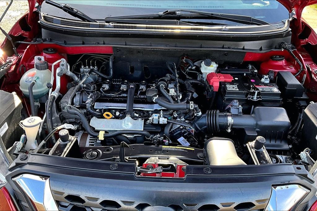 Used 2020 Nissan Kicks SR w/ SR Premium Package image 31