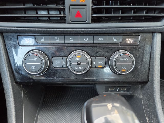Used 2023 Volkswagen Jetta SE FWD image 21