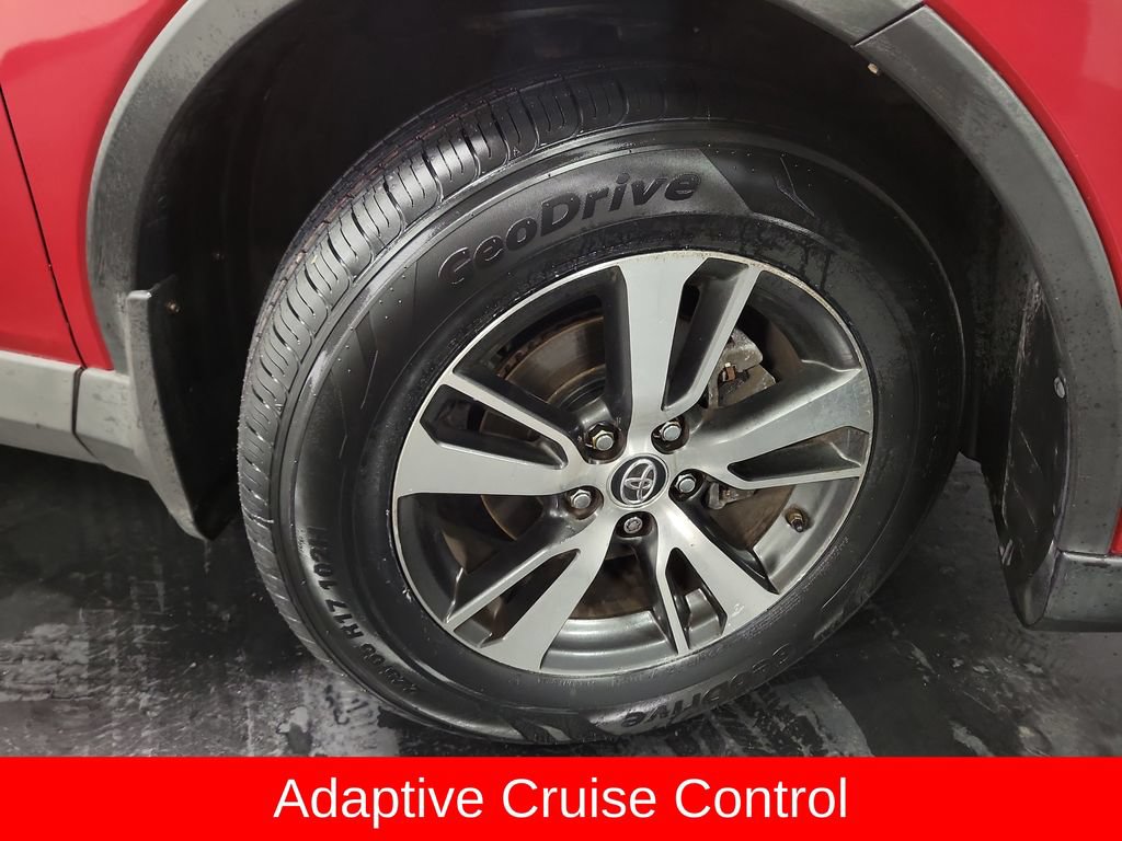Used 2016 Toyota RAV4 XLE w/ Convenience Package AWD/4WD image 10