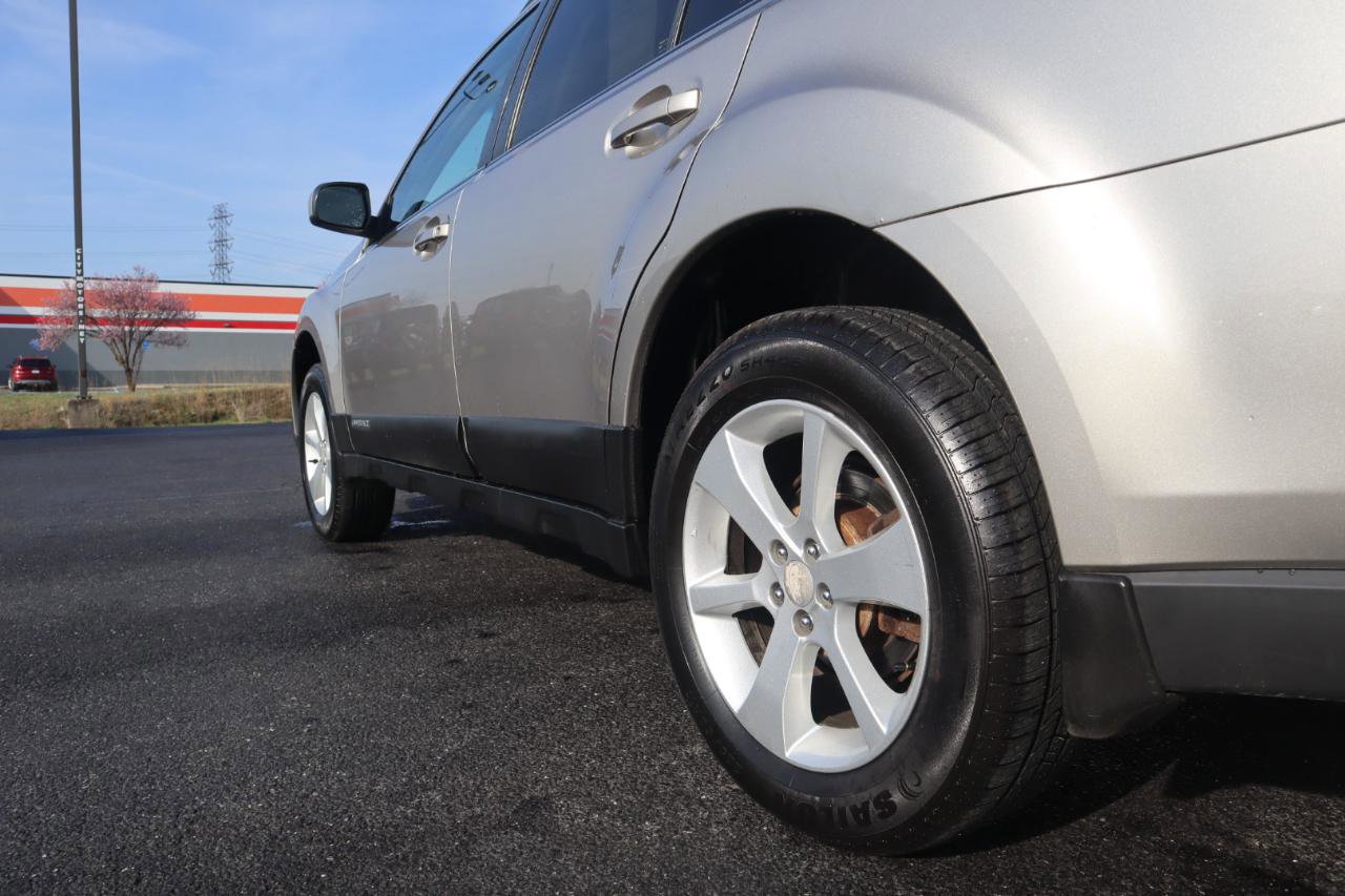 Used 2014 Subaru Outback 2.5i Premium image 25