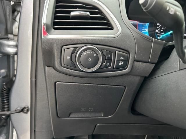 Used 2024 Ford Edge Titanium AWD/4WD image 21