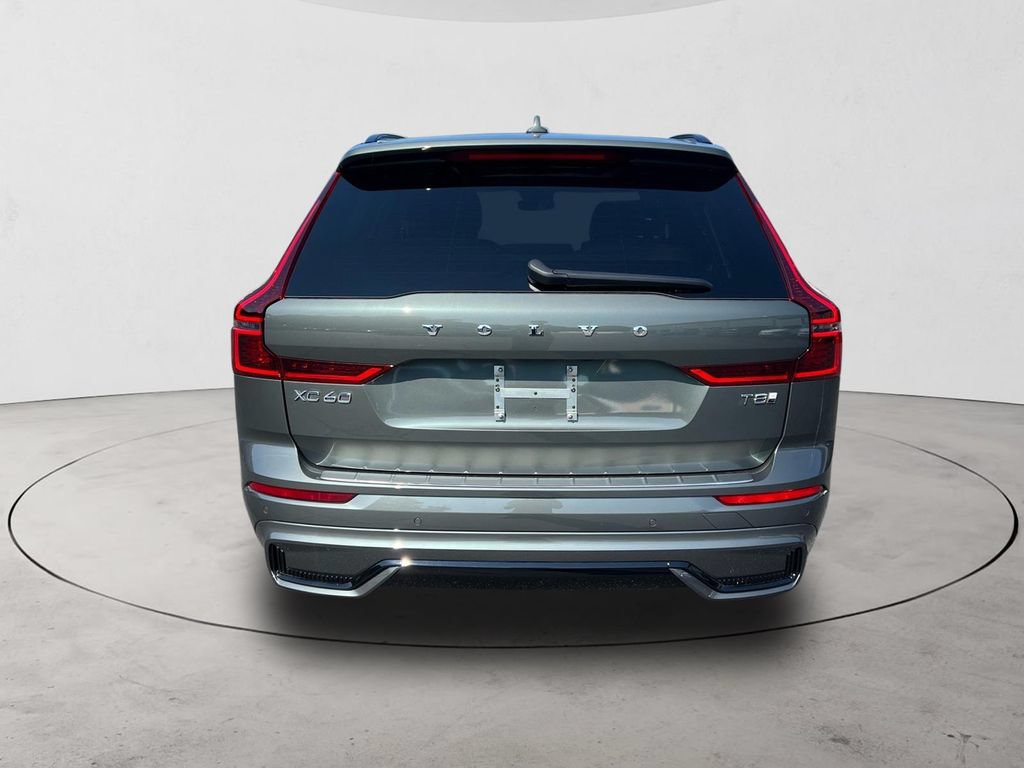 New 2026 Volvo XC60 T8 Plus w/ Protection Package Premier AWD/4WD image 4