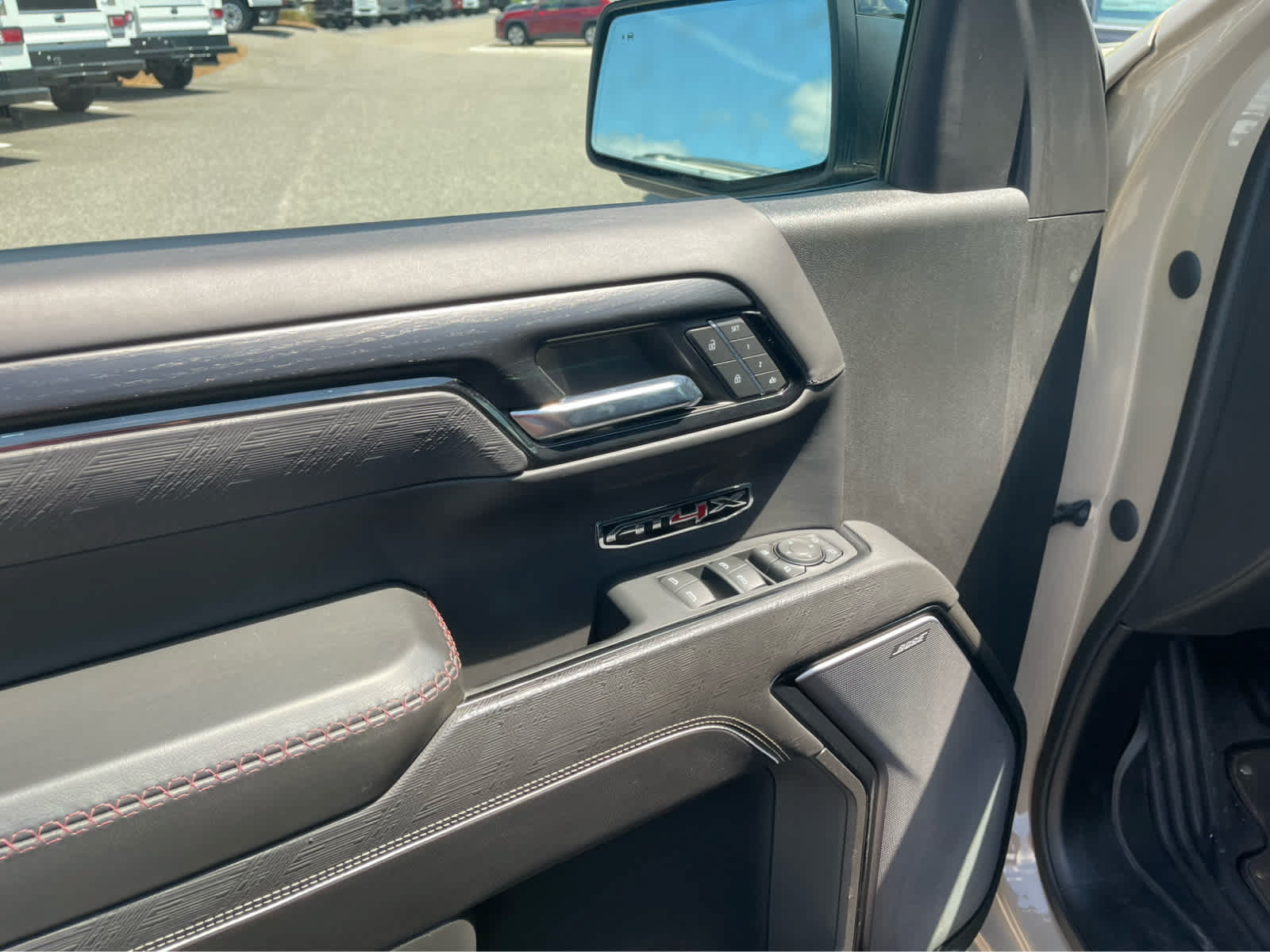 Used 2023 GMC Sierra 1500 AT4X AWD/4WD image 11