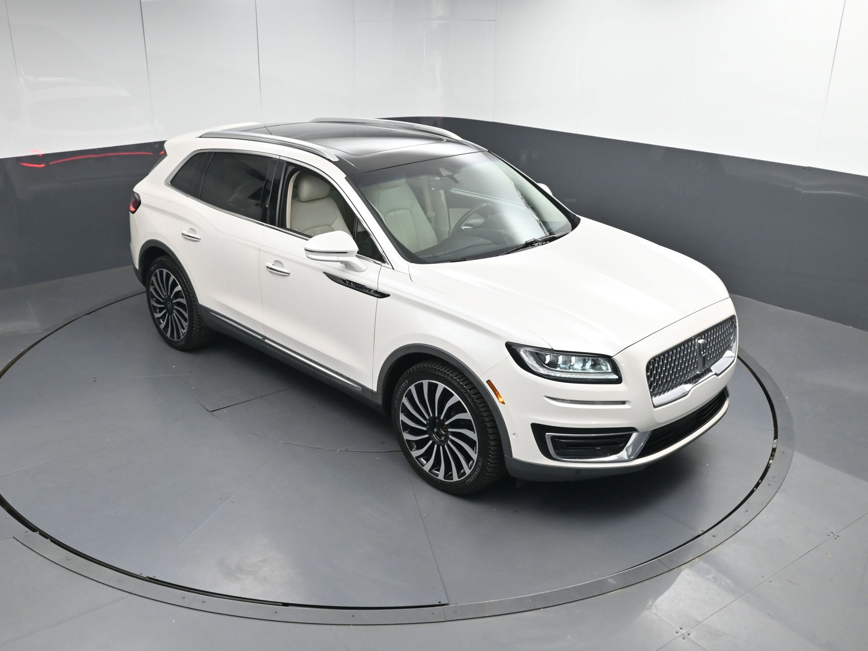 Used 2019 Lincoln Nautilus Black Label image 40