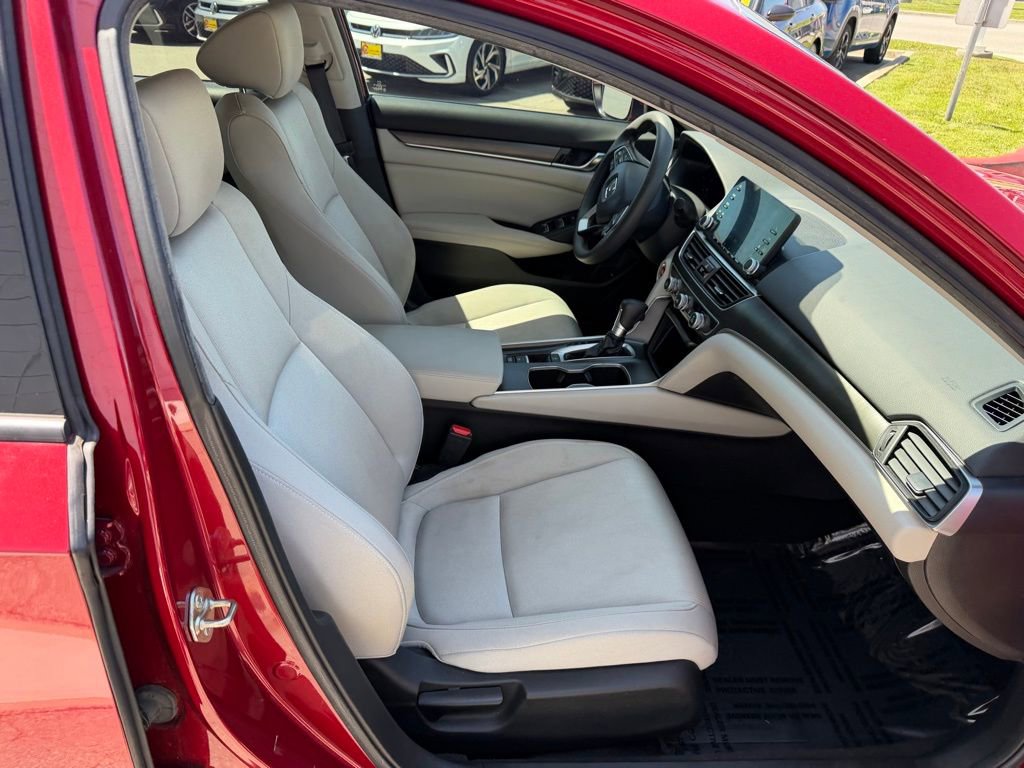 Used 2019 Honda Accord LX image 19