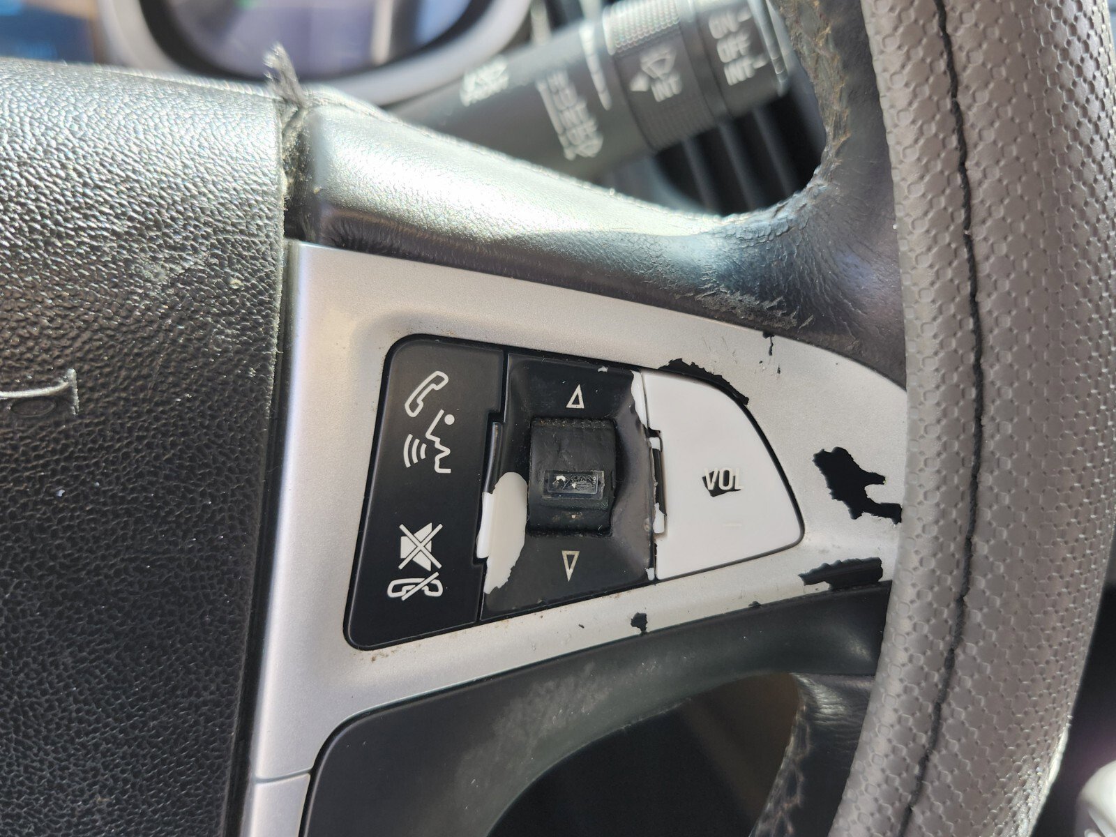 Used 2014 Chevrolet Equinox LTZ image 25