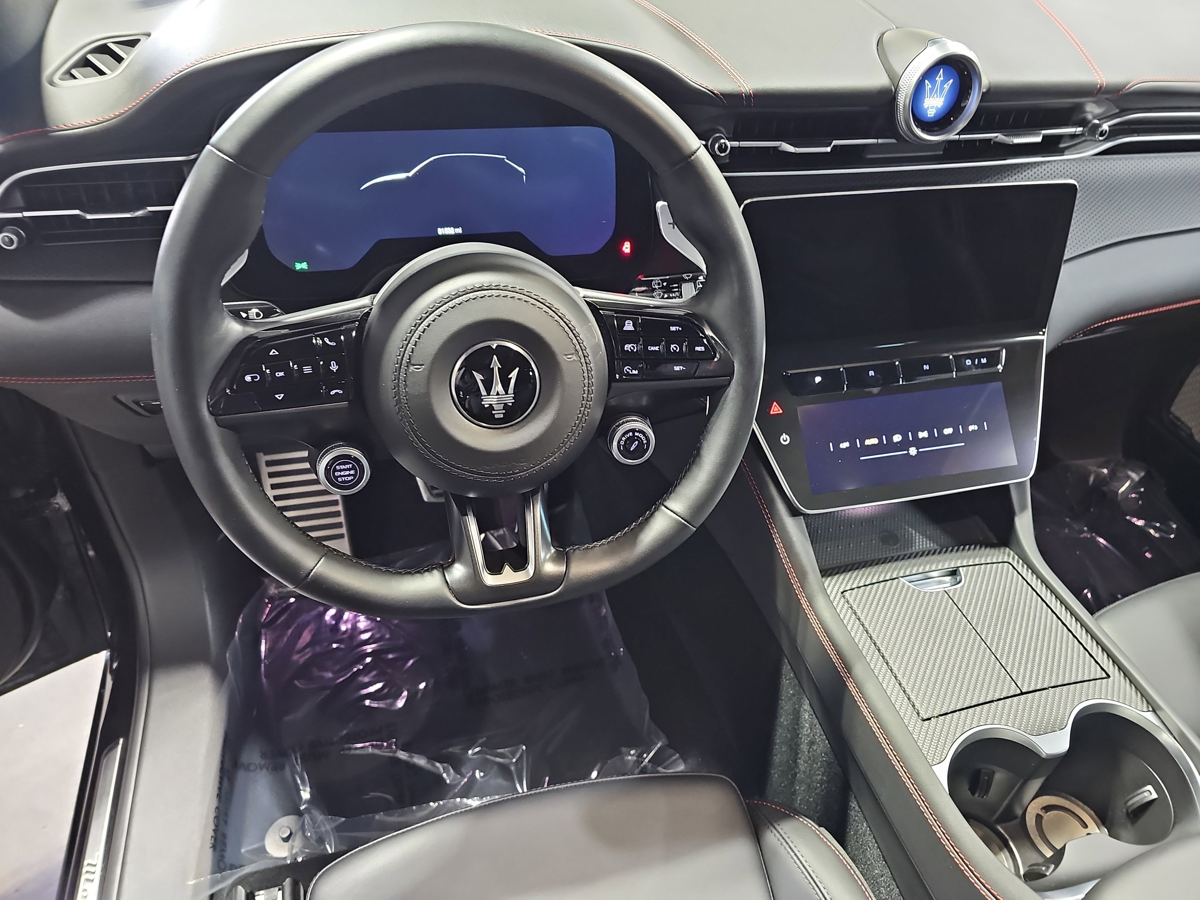 Used 2023 Maserati Grecale Trofeo AWD/4WD image 17