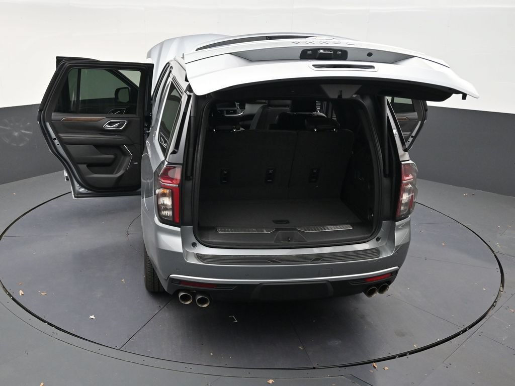 Used 2024 Chevrolet Tahoe High Country RWD image 32