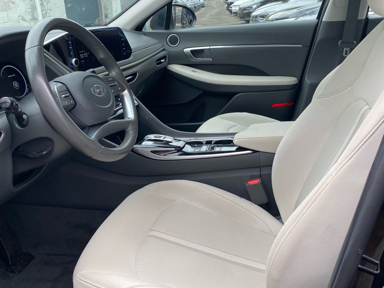 Used 2023 Hyundai Sonata SEL w/ Convenience Package FWD image 10