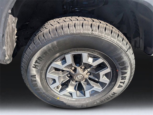 Used 2023 Toyota Tacoma TRD Off-Road image 44