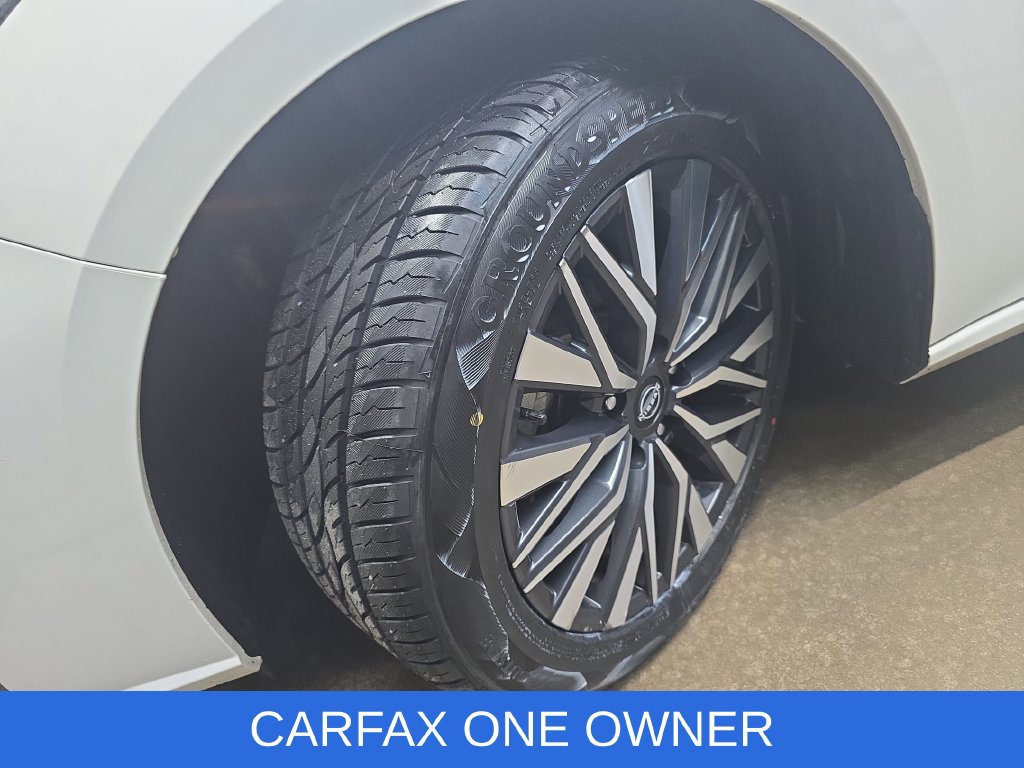 Used 2025 Nissan Altima 2.5 SV FWD image 33