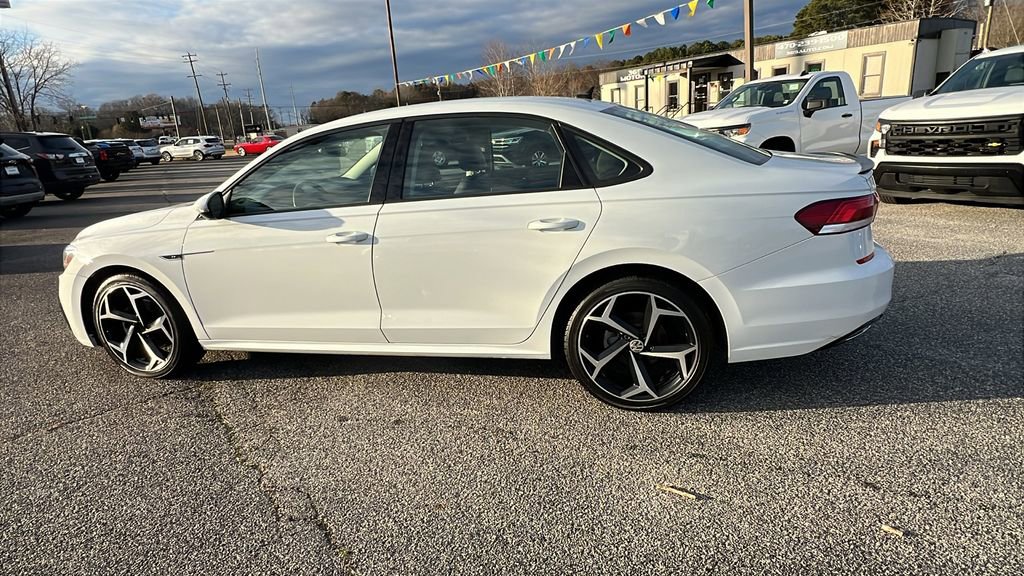 Used 2020 Volkswagen Passat 2.0T R-Line image 8