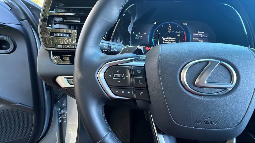Used 2025 Lexus RX 350 FWD w/ Technology Package image 26