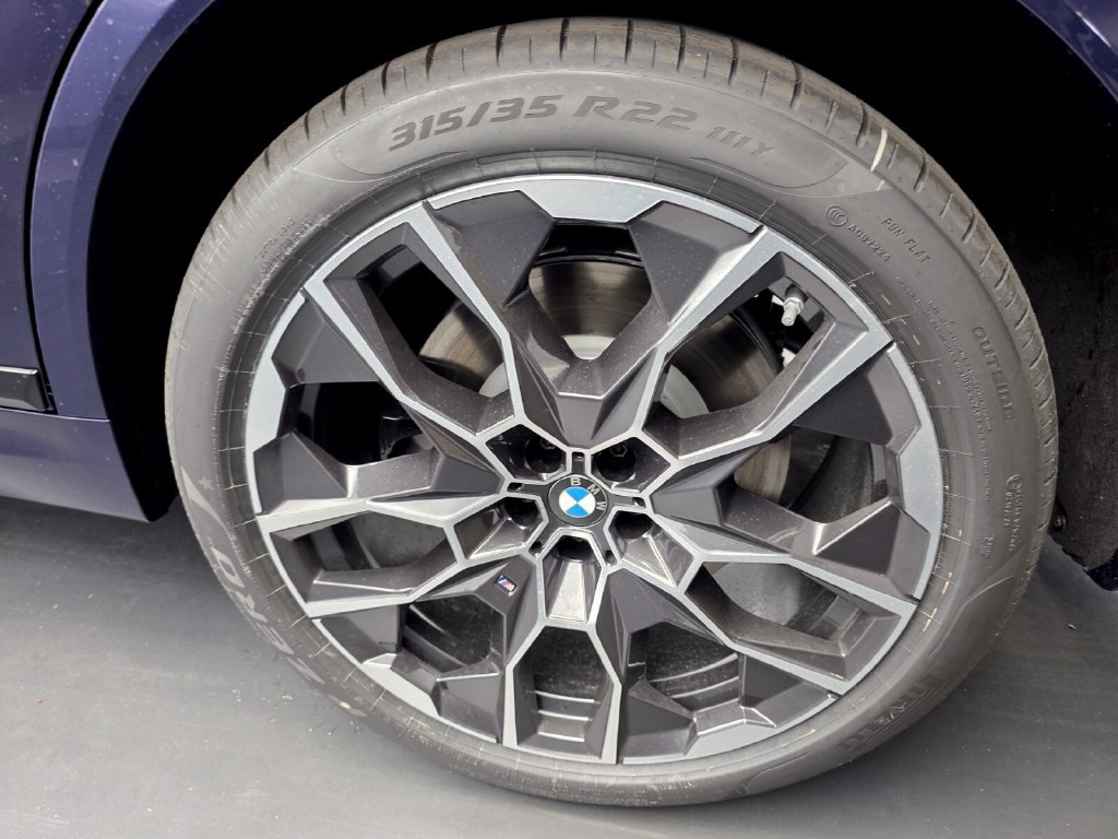 New 2027 BMW X7 M60i AWD/4WD image 13