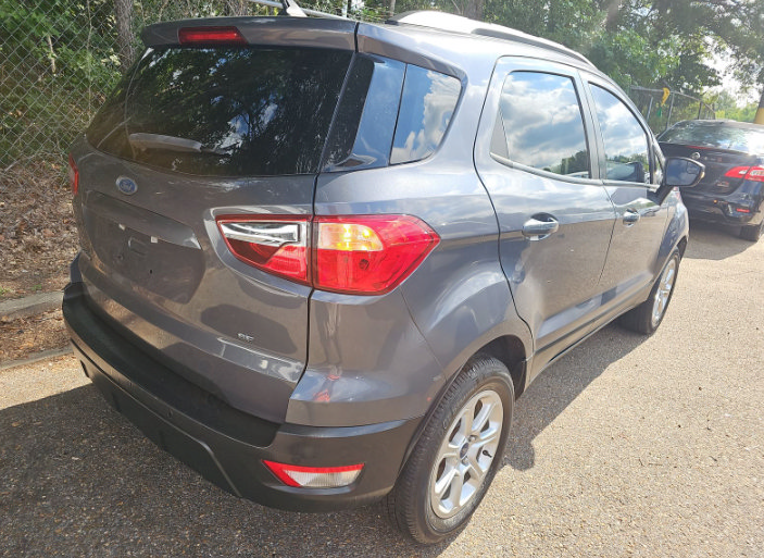 Used 2021 Ford EcoSport SE FWD image 3