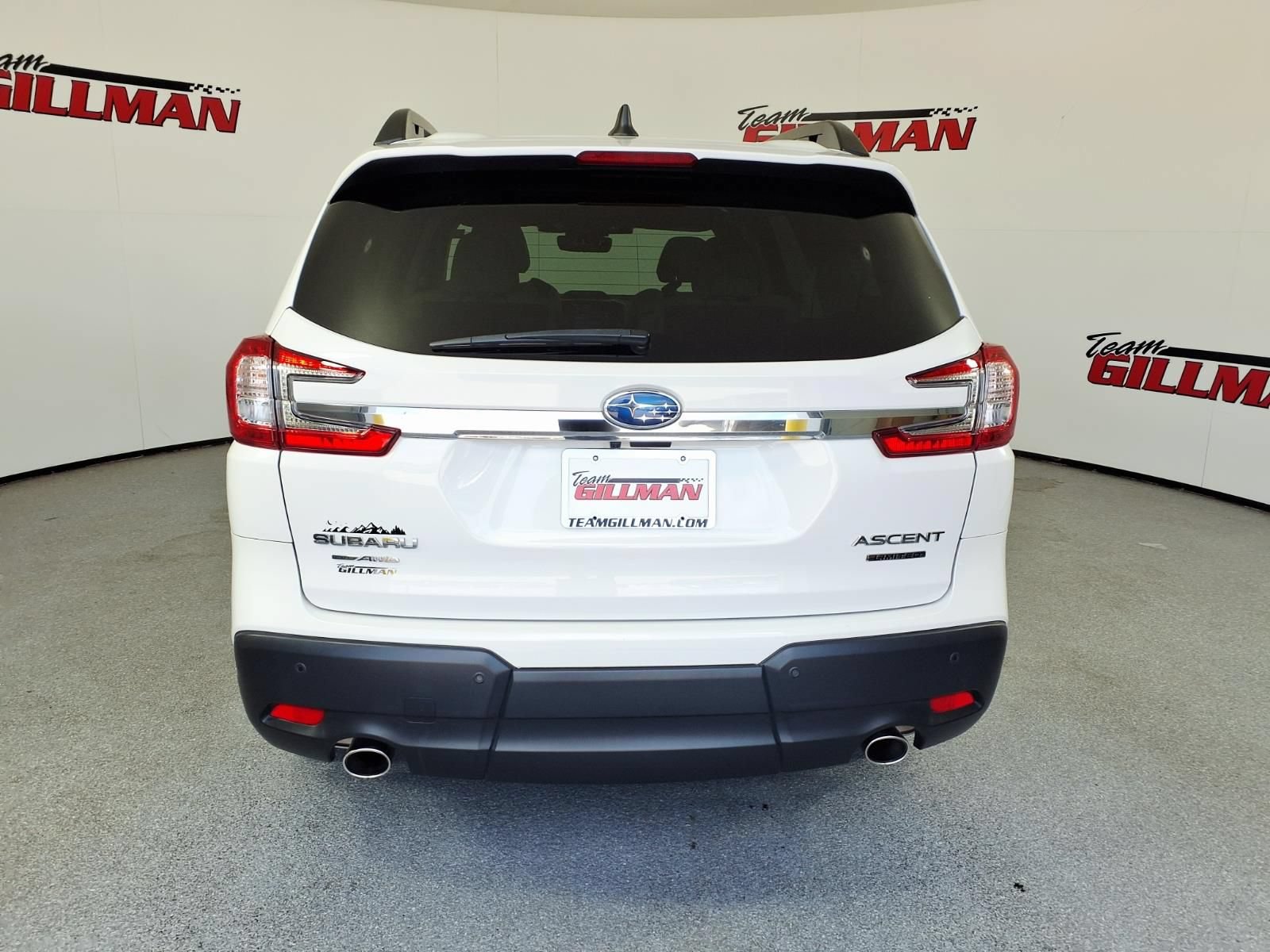 Used 2024 Subaru Ascent Limited w/ Technology Package AWD/4WD image 7