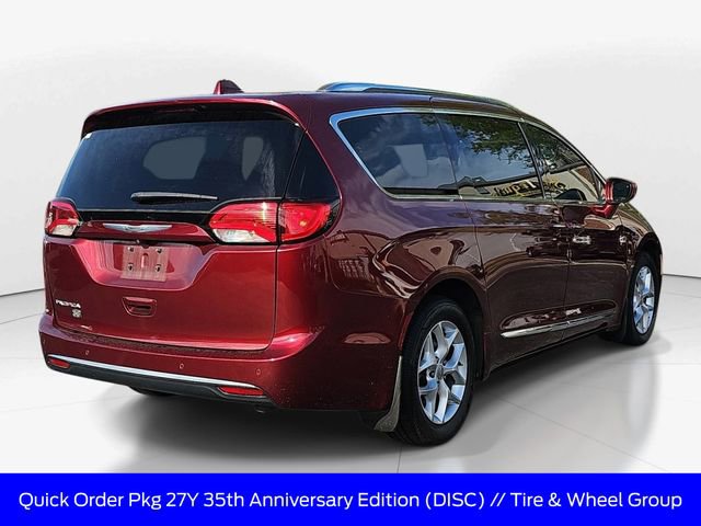 Used 2020 Chrysler Pacifica Touring-L image 4