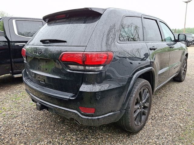 Used 2020 Jeep Grand Cherokee Altitude AWD/4WD image 4