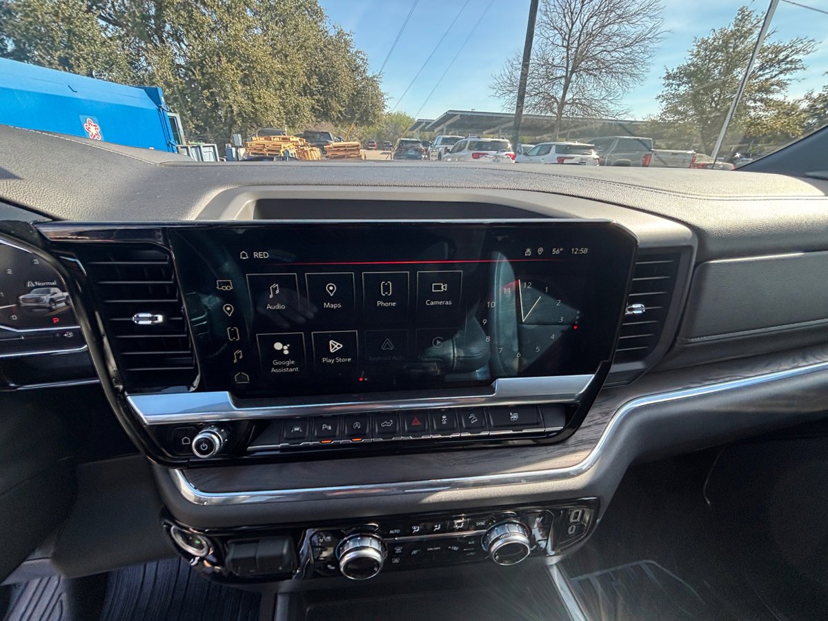 Used 2024 GMC Sierra 1500 SLT image 8