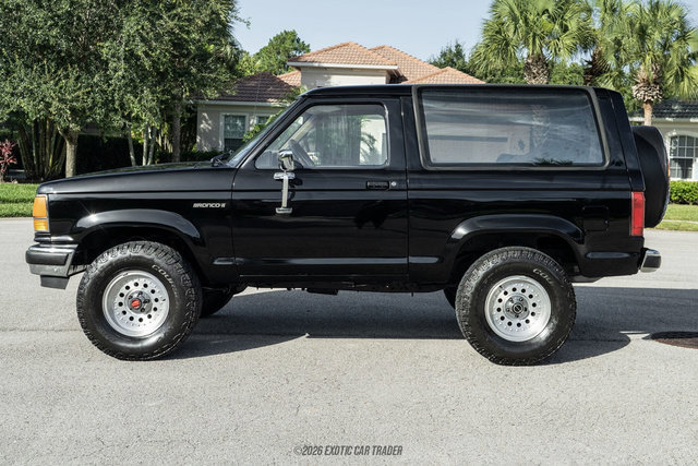 Used 1989 Ford Bronco II 4WD image 1