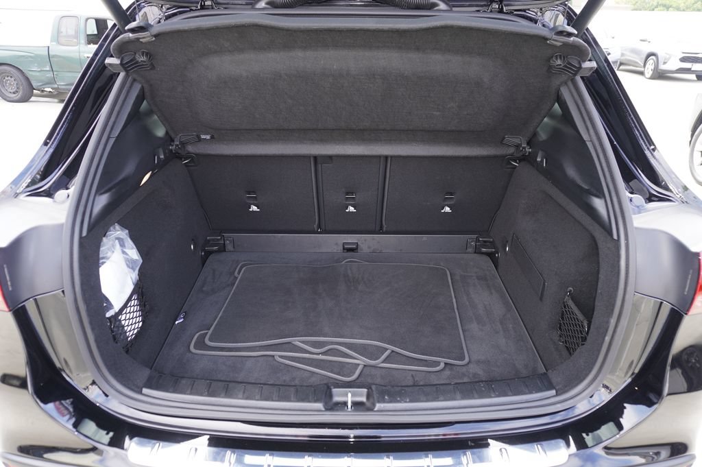 Used 2025 Mercedes-Benz GLA 250 image 8