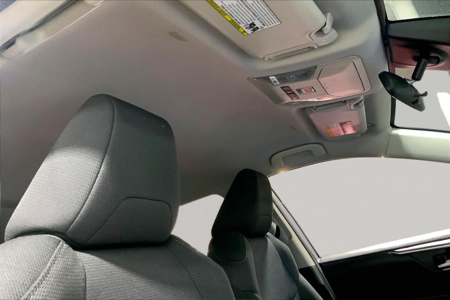 Certified 2025 Toyota RAV4 XLE AWD/4WD image 14
