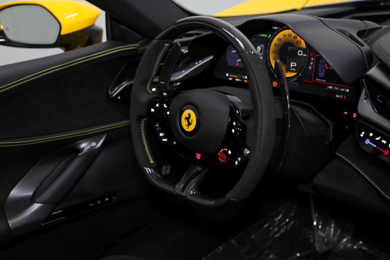 Used 2025 Ferrari SF90 Spider AWD/4WD image 35