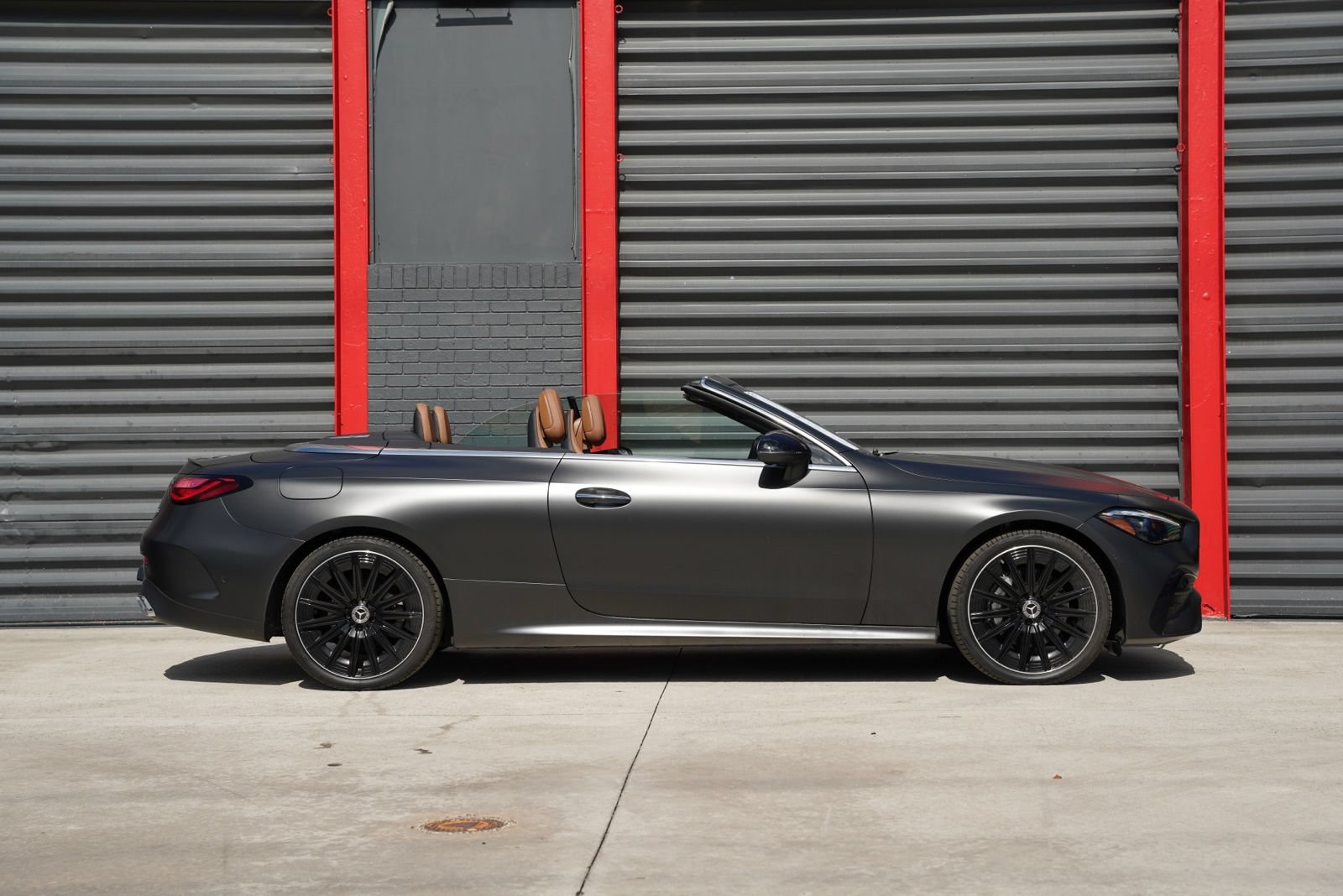 Used 2024 Mercedes-Benz CLE 300 4MATIC Cabriolet image 15