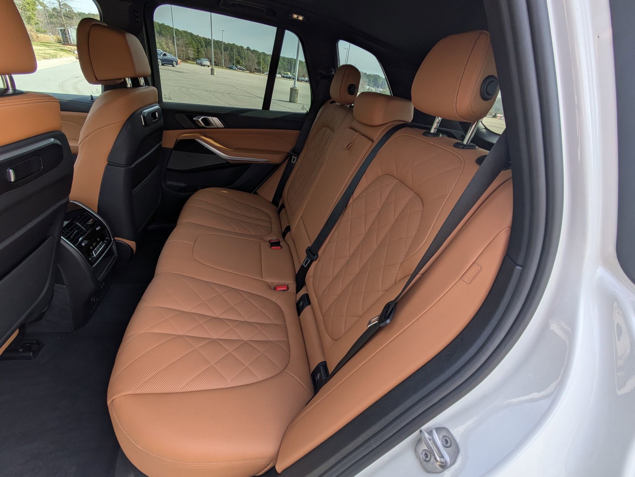 Used 2024 BMW X5 xDrive40i w/ M Sport Package image 27