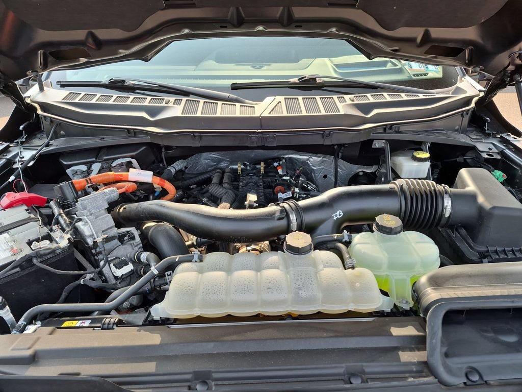 Certified 2024 Ford F150 Lariat w/ Equipment Group 502A High AWD/4WD image 41