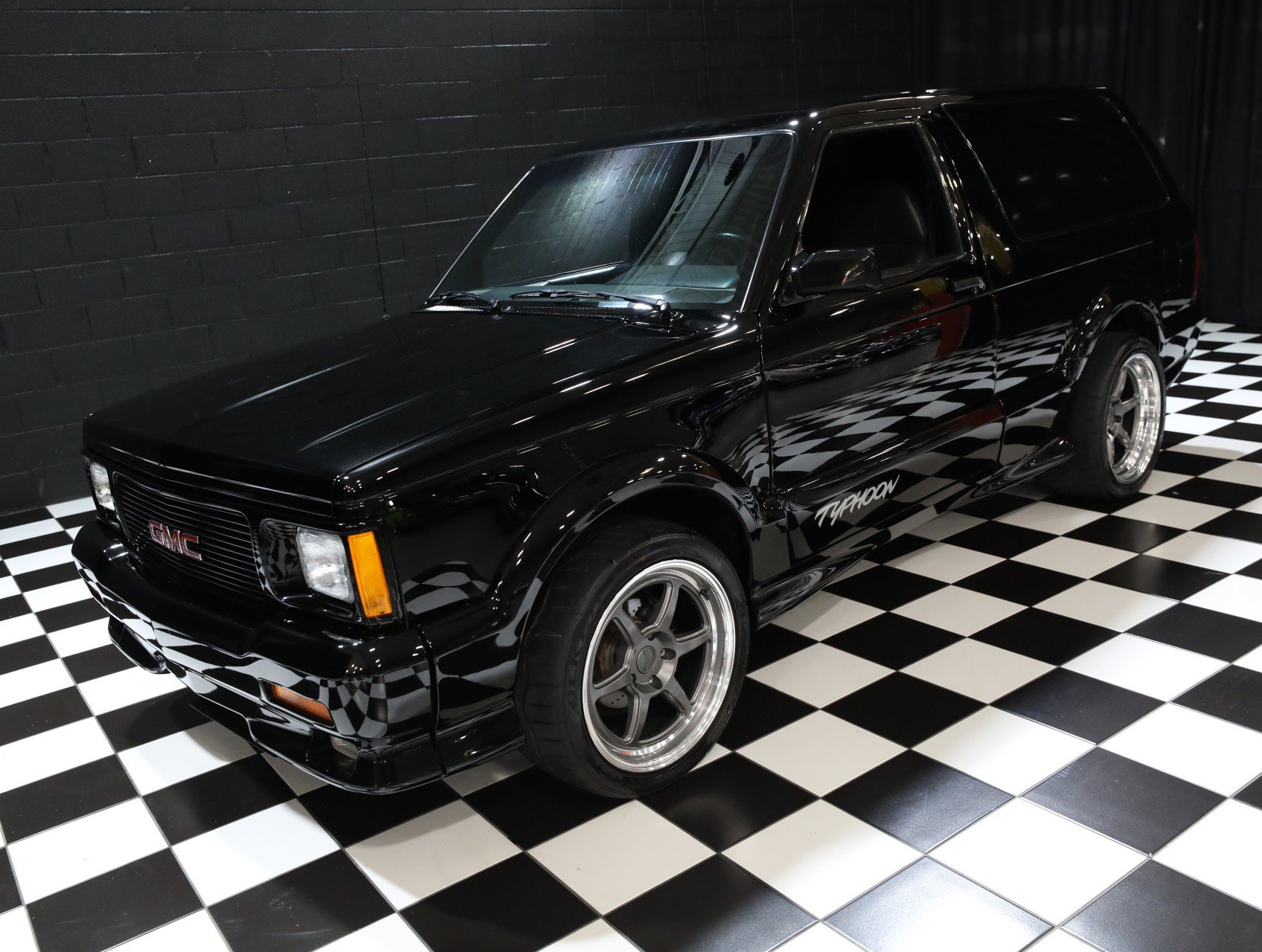 Used 1993 GMC Typhoon AWD/4WD image 8