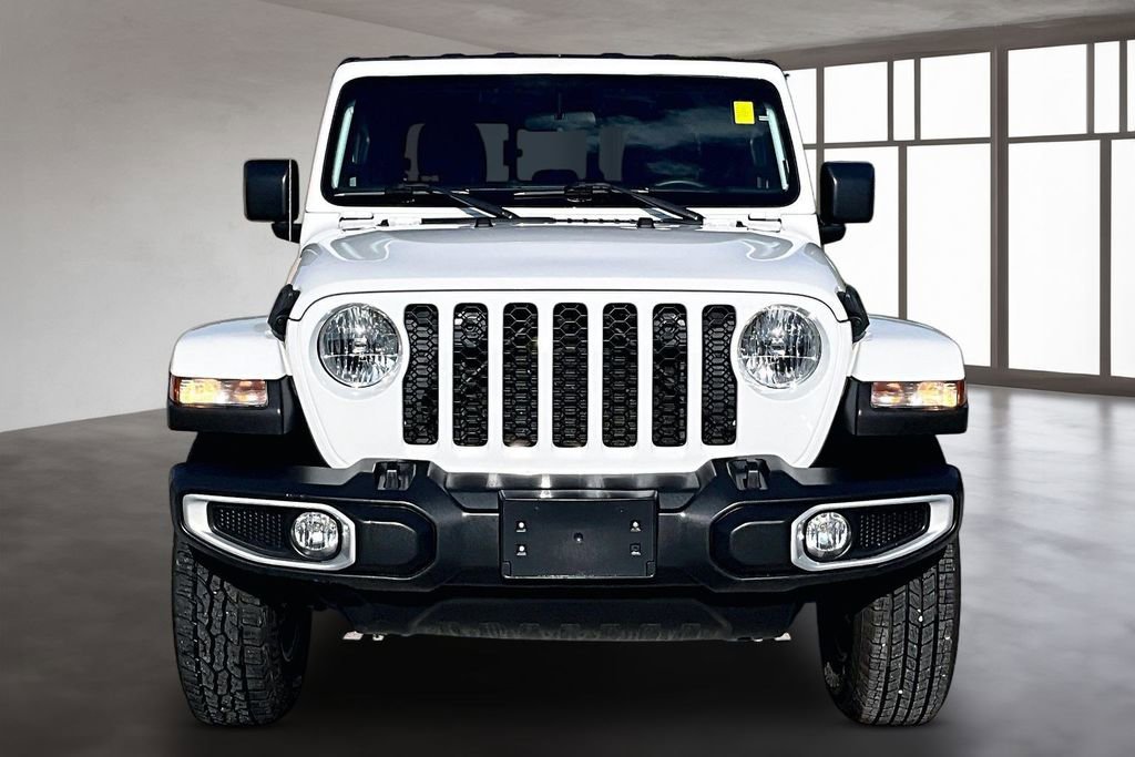 Used 2023 Jeep Gladiator Sport AWD/4WD image 2