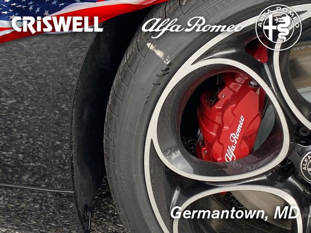 New 2025 Alfa Romeo Giulia AWD image 13