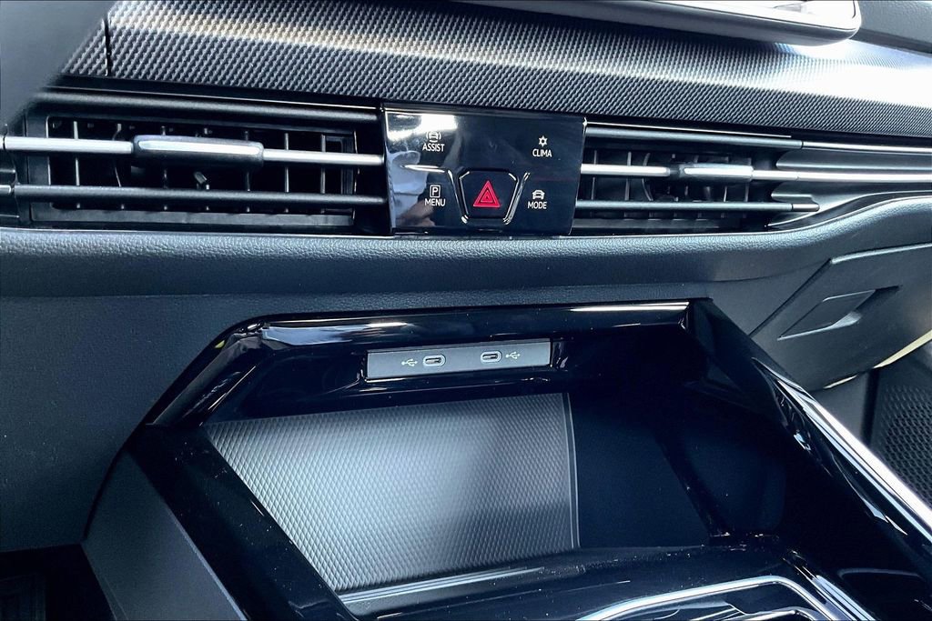 New 2026 Volkswagen GTI SE image 14