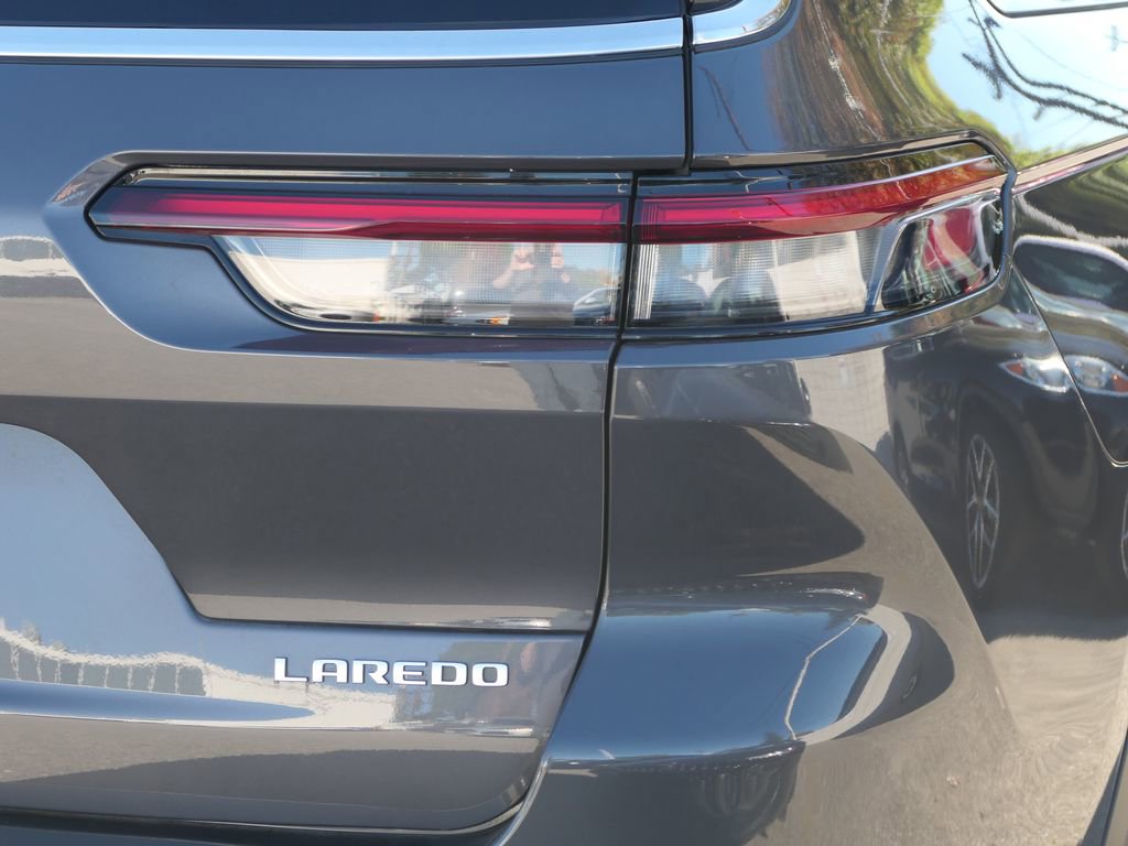 Used 2025 Jeep Grand Cherokee L Laredo w/ Luxury Tech Group I image 5