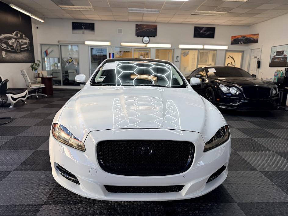 Used 2012 Jaguar XJ L Supercharged RWD image 2