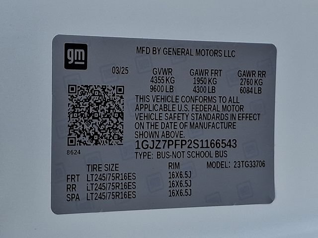 Used 2025 GMC Savana 3500 LT w/ LT Preferred Equipment Group RWD image 31