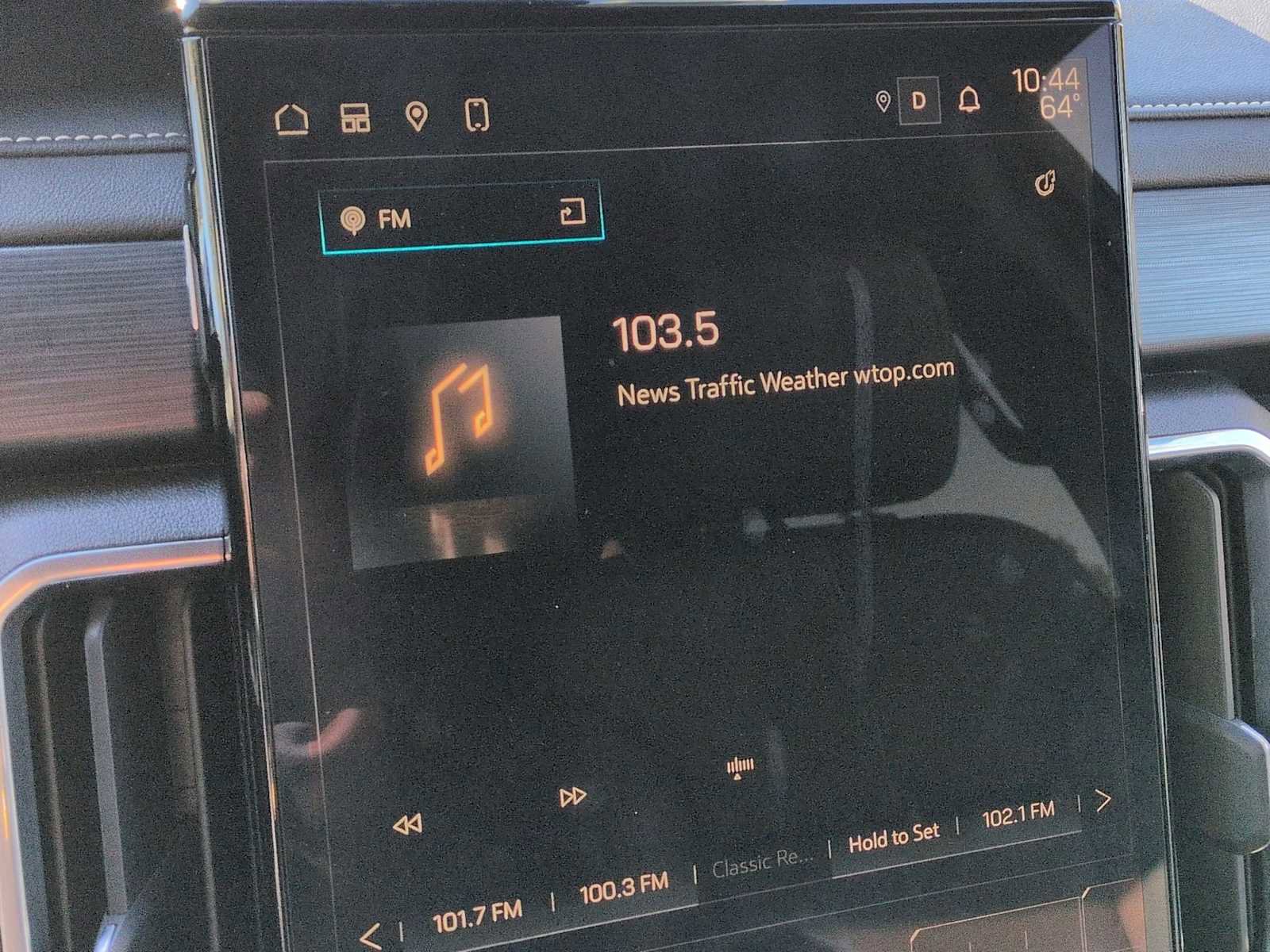 Used 2024 GMC Acadia Elevation image 31