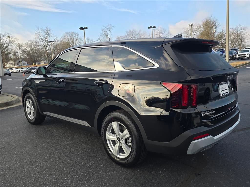 New 2026 Kia Sorento LX FWD image 5