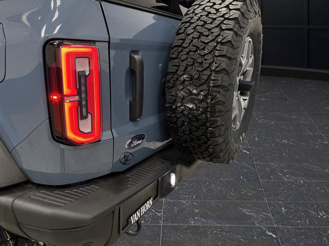 Used 2025 Ford Bronco Badlands image 32