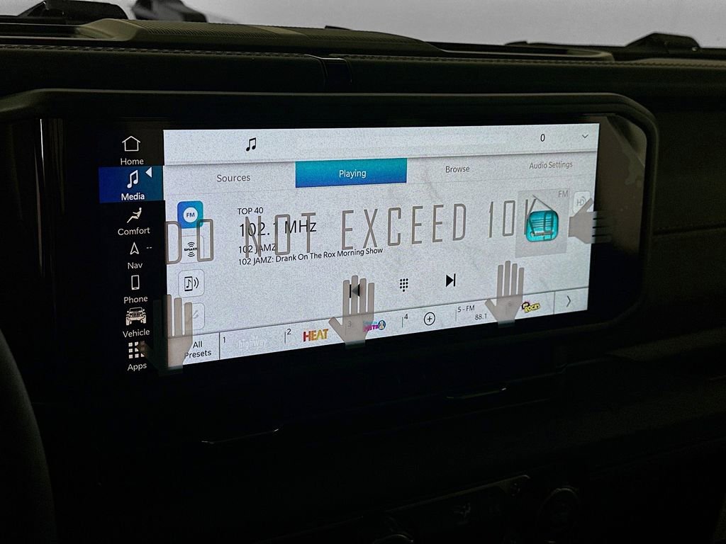 New 2026 Jeep Gladiator Mojave w/ Technology Group image 13