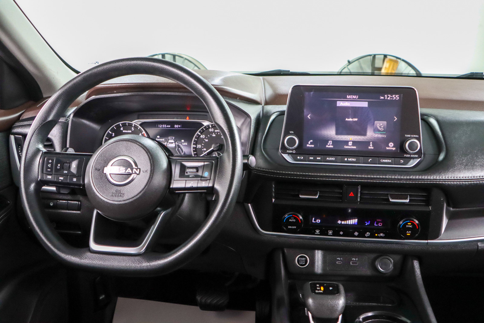 Used 2023 Nissan Rogue SV FWD image 17