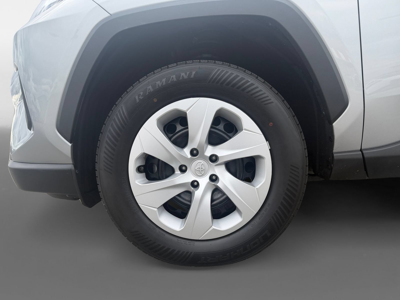 Certified 2024 Toyota RAV4 LE AWD/4WD image 14