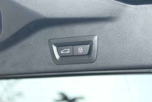 Used 2025 BMW X5 xDrive40i w/ Executive Package image 9