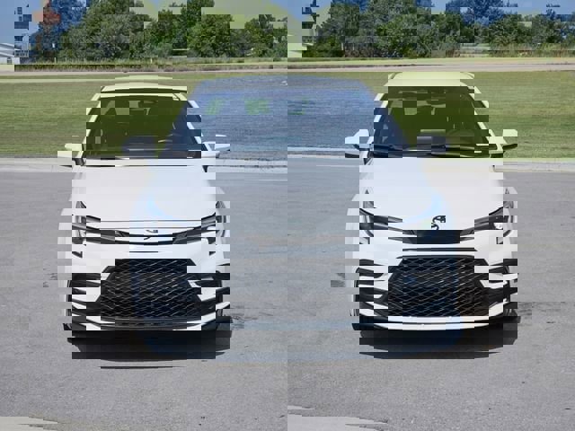 Used 2024 Toyota Corolla SE image 2