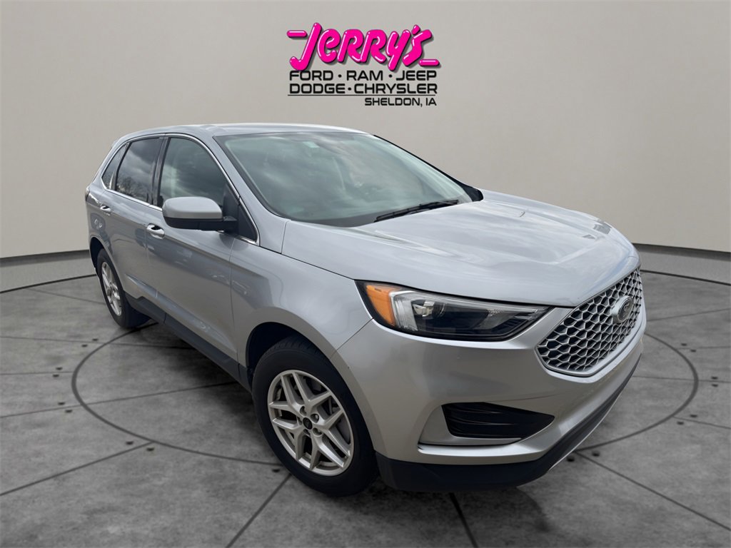 Used 2023 Ford Edge SEL image 7