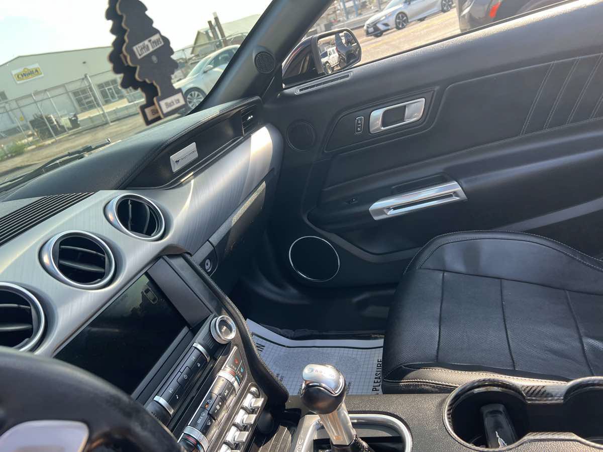 Used 2018 Ford Mustang GT Premium RWD image 11