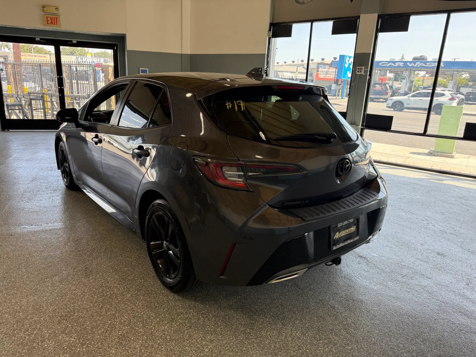 Used 2021 Toyota Corolla SE w/ Carpet Mat Package (TMS) FWD image 5