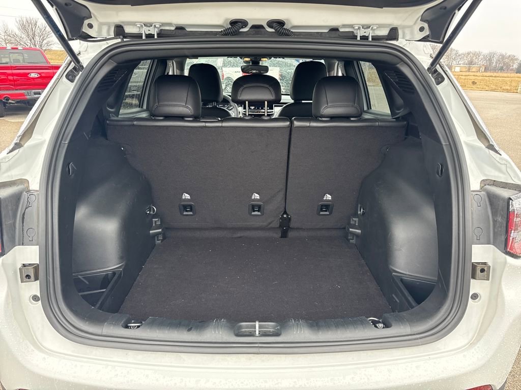 Used 2024 Jeep Compass Latitude image 6