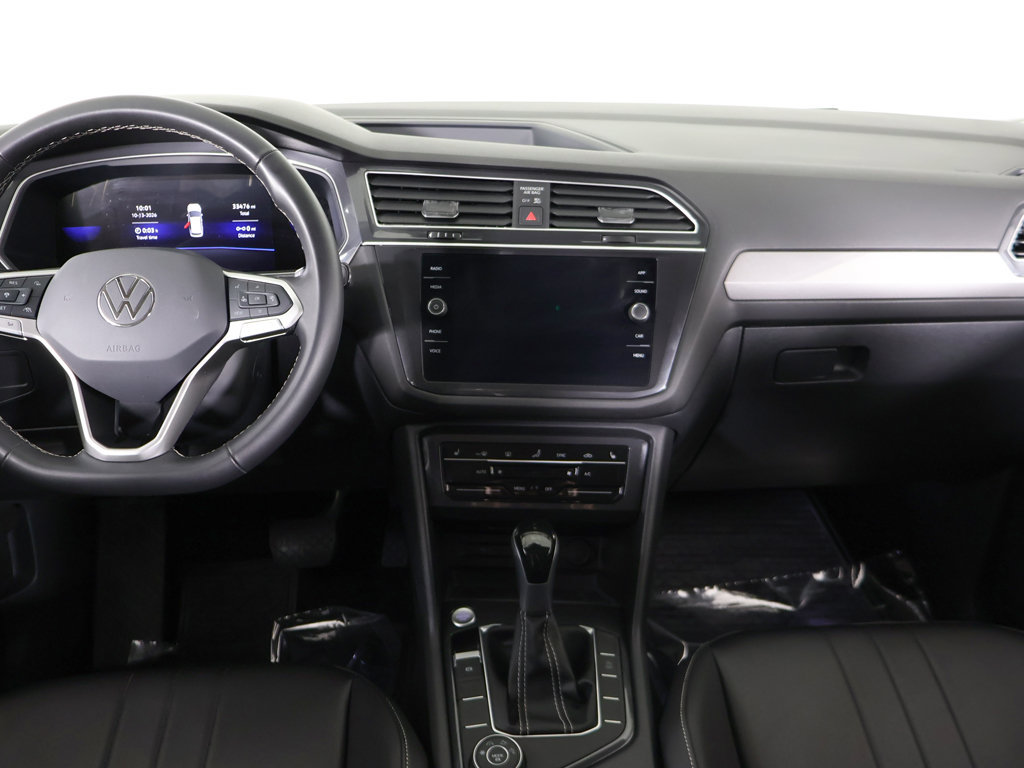 Certified 2024 Volkswagen Tiguan SE AWD/4WD image 35